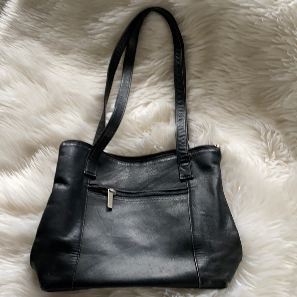 Wilson’s Leather shoulder bag